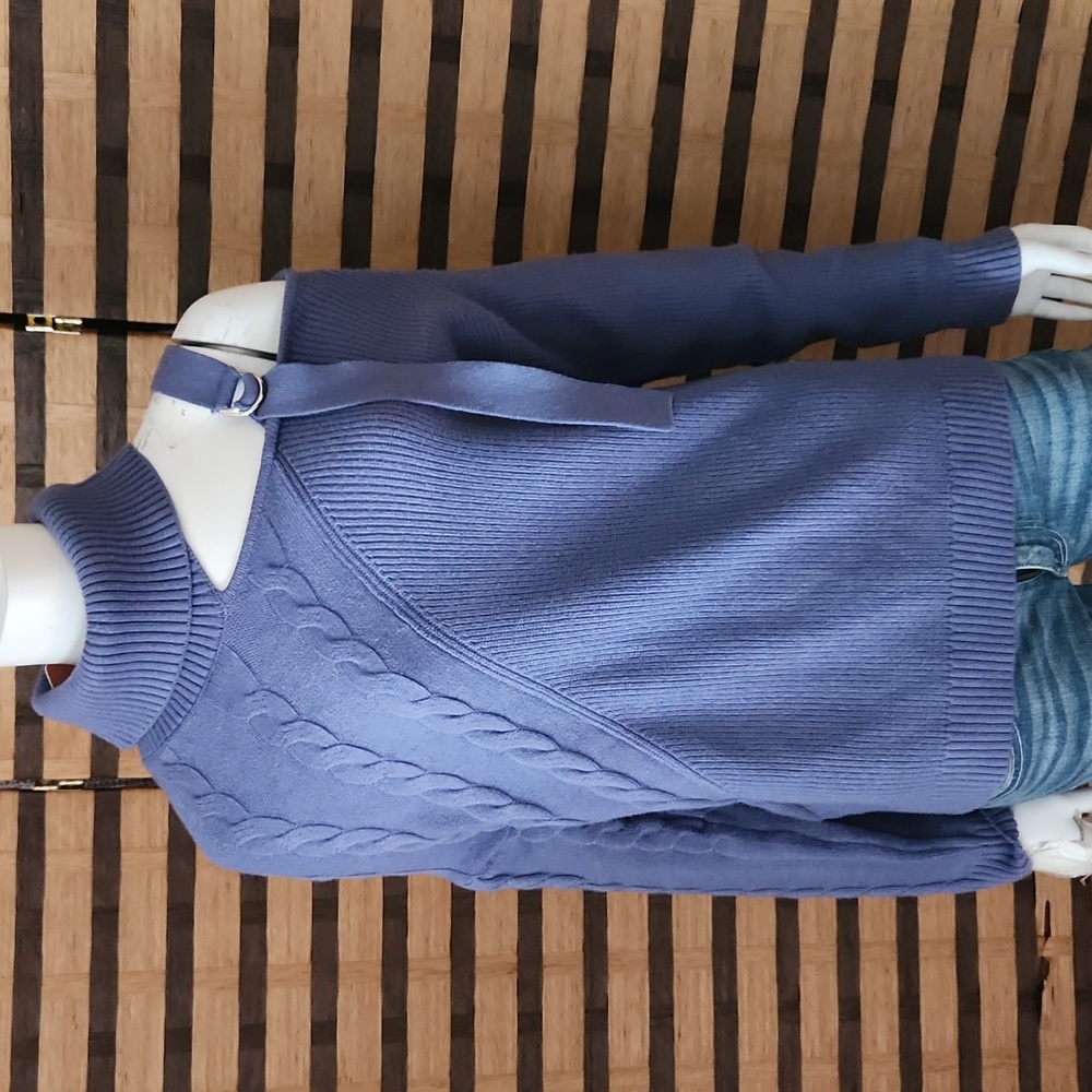 NWT!! Belldini one shoulder SOFT sweater